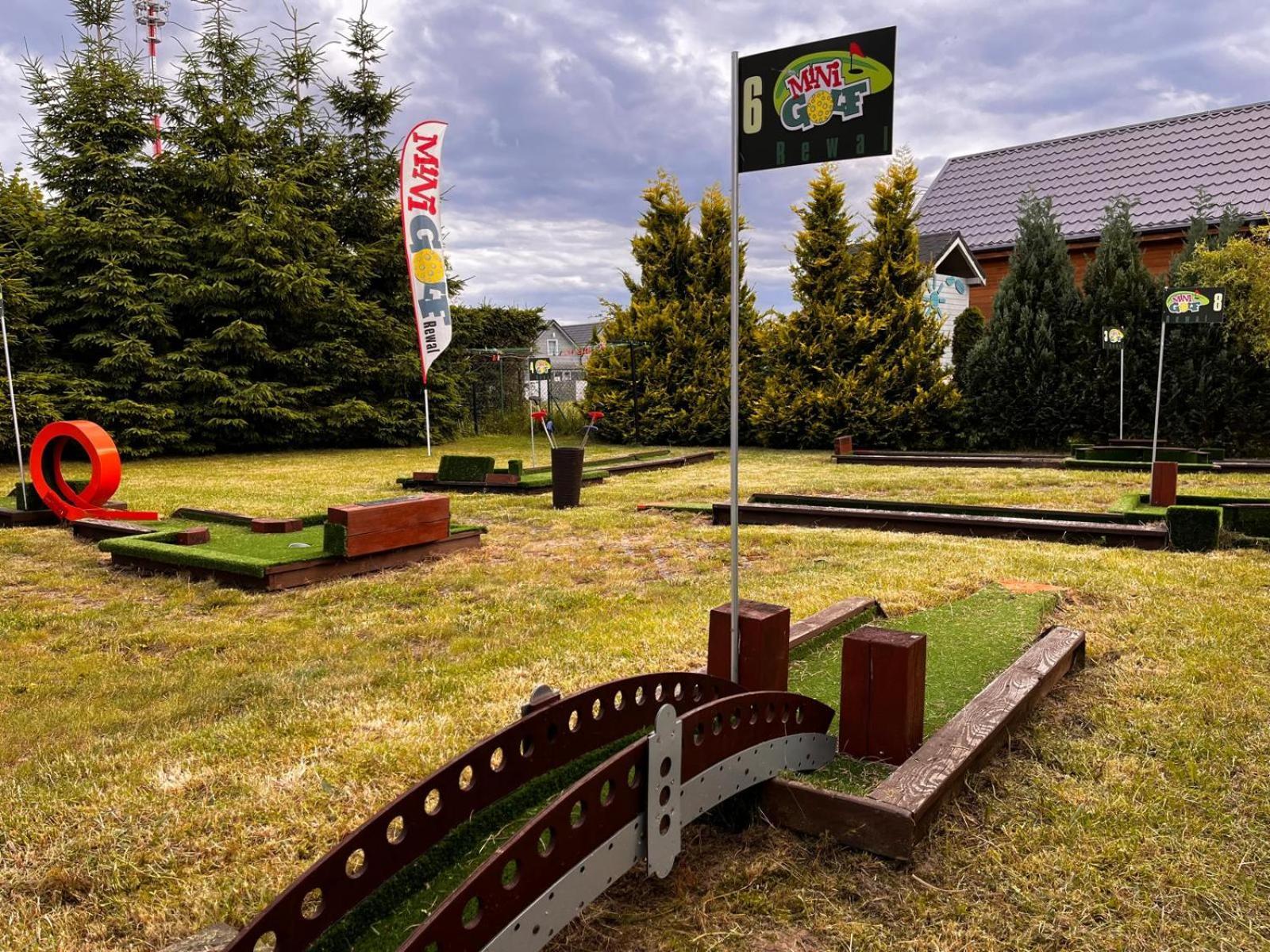 Villa Honoratka Z Prywatnym Polem Do Gry W Mini Golf Rewal Exterior foto