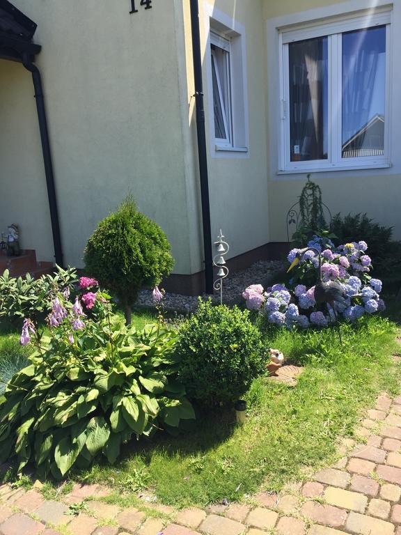 Villa Honoratka Z Prywatnym Polem Do Gry W Mini Golf Rewal Exterior foto
